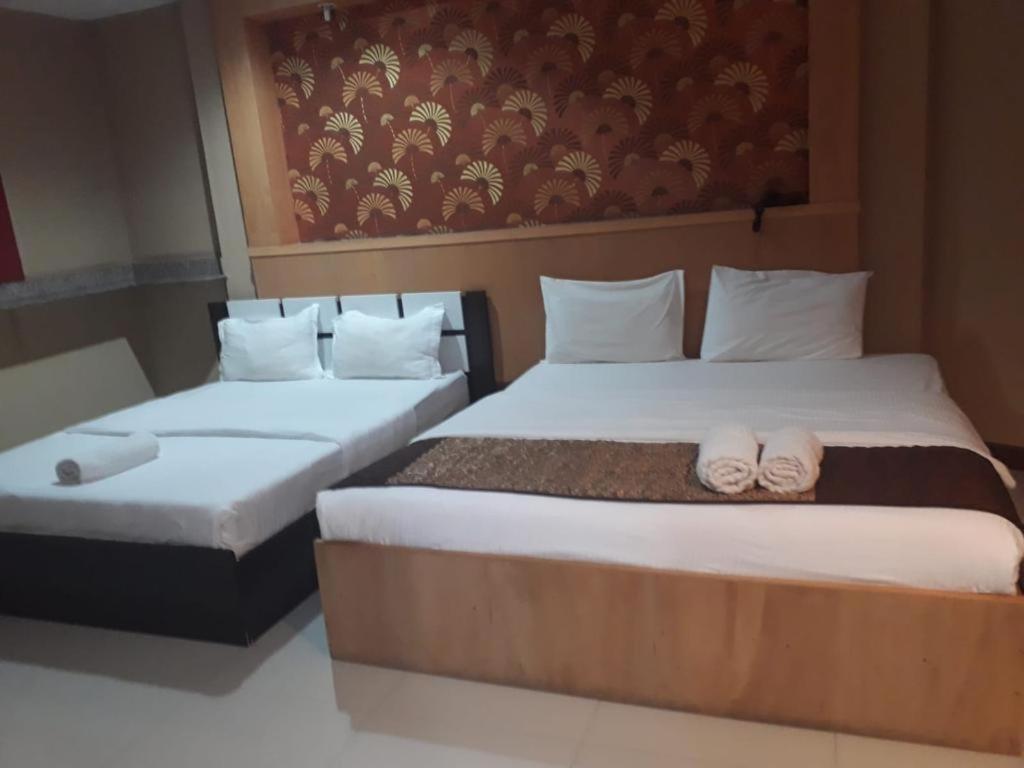 New Pind Balluchi Inn Pattaya Extérieur photo