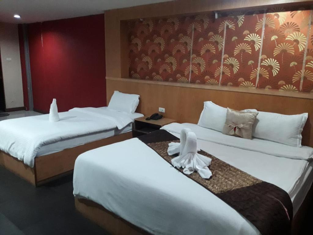New Pind Balluchi Inn Pattaya Extérieur photo