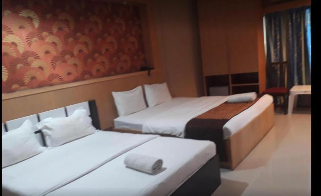 New Pind Balluchi Inn Pattaya Extérieur photo